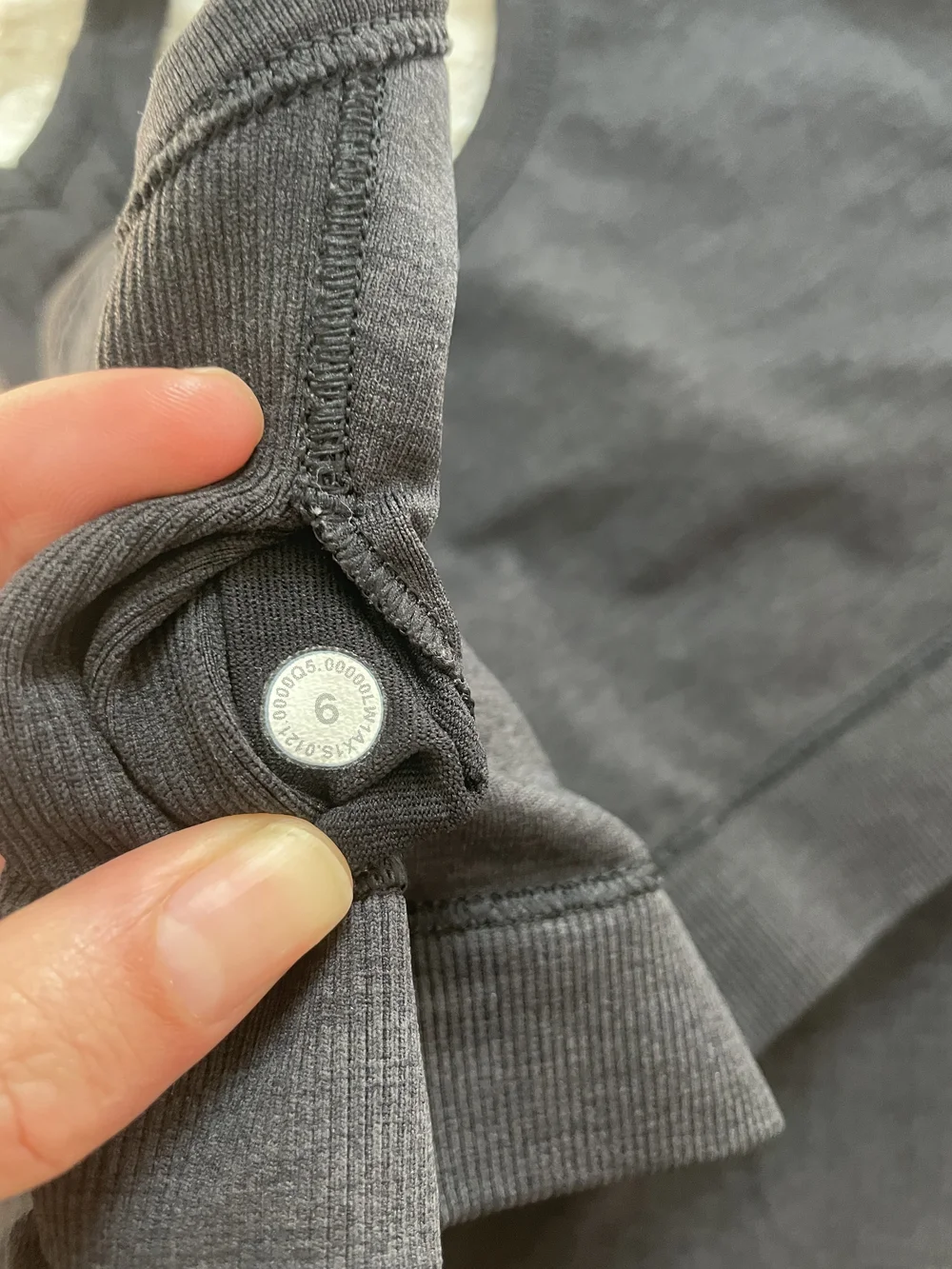 Lululemon Athletica Black Ribbed Tank Top Size 6